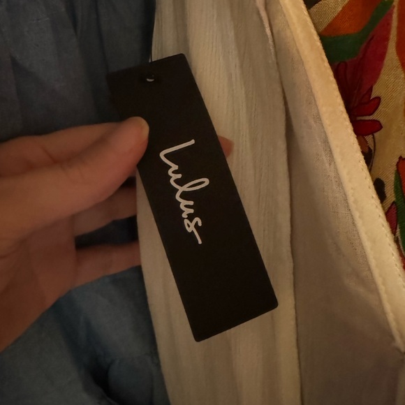 NWT LuLus Ticket to paradise white embroidered Maxi dress size XSmall - Picture 6 of 8